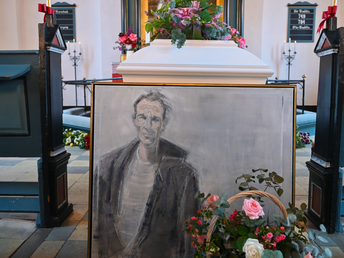 Smuk afsked med Peter Baaring i Hornbæk Kirke